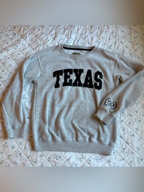 Gray 'TEXAS' Crewneck Sweater